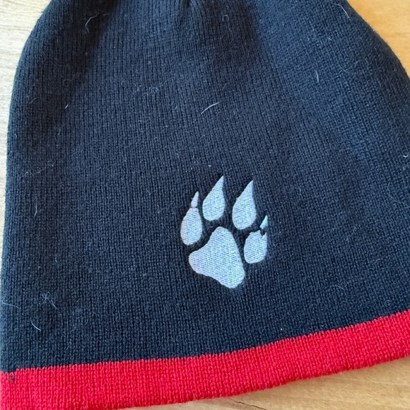 BLACK KNIT BEANIE ANIMAL PAW PRINT CASUAL OUTDOOR HAT STREETWEAR - Picture 3 of 8